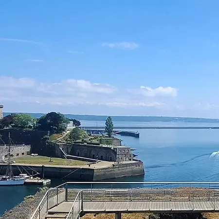 Bouga Inville Vue Sur Et Chateau Brest